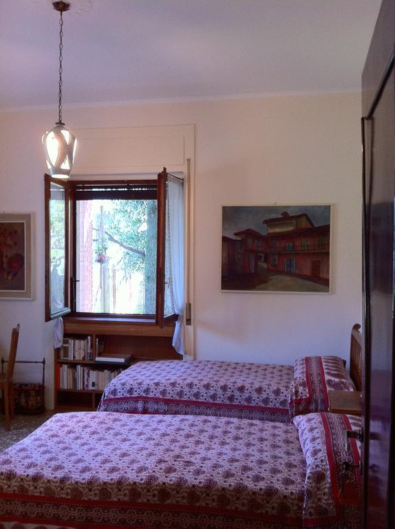 La Casa Creativa Bed & Breakfast Lomnago Room photo