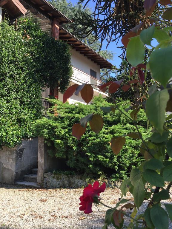 La Casa Creativa Bed & Breakfast Lomnago Exterior photo